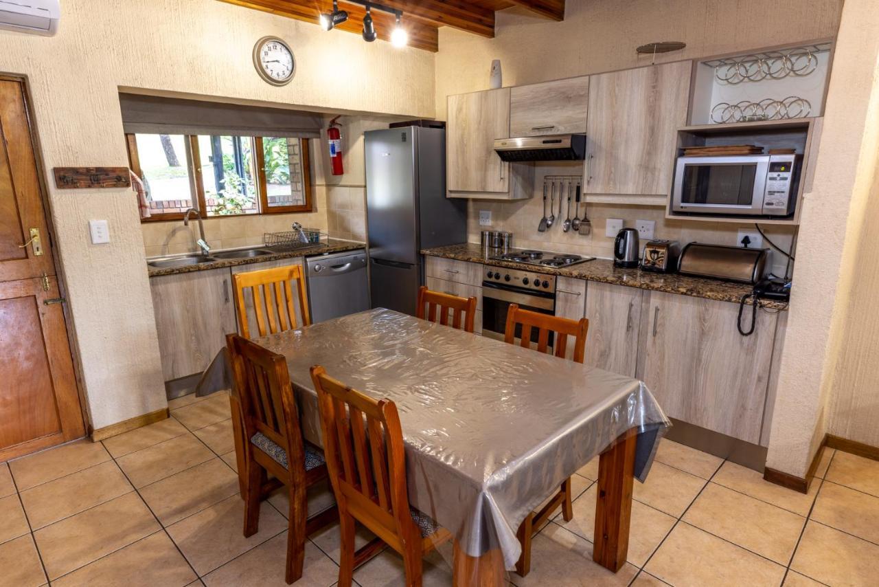 Legend Safaris 257A - In Kruger Park Lodge Hazyview Εξωτερικό φωτογραφία